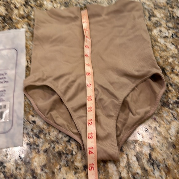 High Waisted Shaper Panty size M-L - Picture 7 of 7